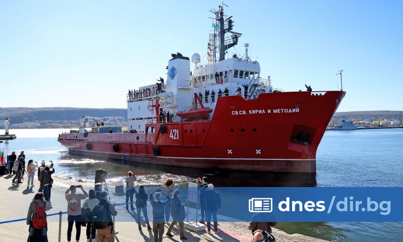 Виж още Как ще изглеждала картата на Антарктида без лед