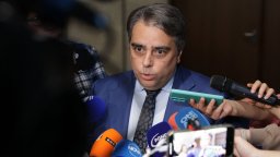 Асен Василев призова МС да внесе проект за удължаване на настоящия бюджет