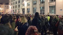 Възходът на крайната десница изкара на протест стотици младежи в Брюксел