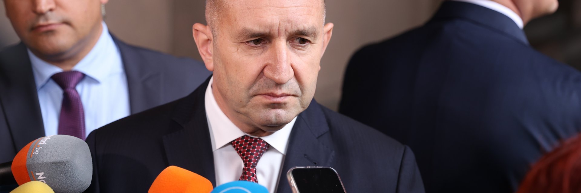 Румен Радев: Войната в Украйна влече Европа към дъното