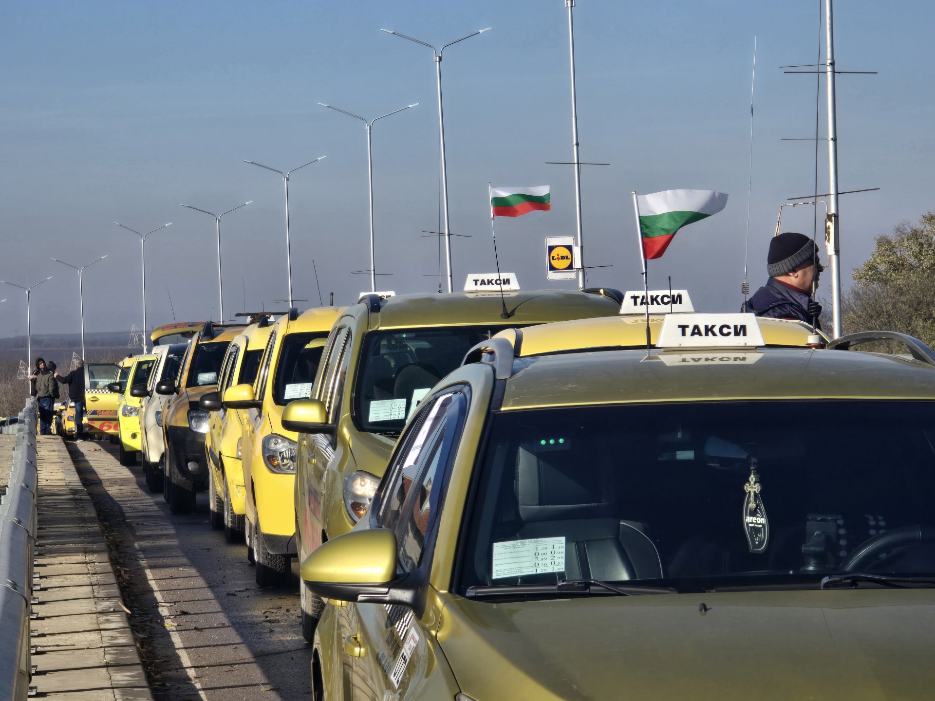 "Те искат да ни пробват нас и ако ние поддадем, да се вдигнат застраховките и на всички коли в България"