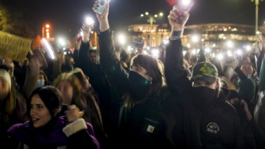 Протест срещу класирането на Джорджеску на втория тур на президентските избори