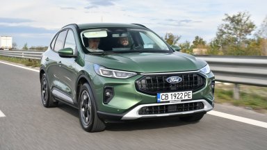 Ford Kuga замени дизеловите двигатели с икономични бензинови хибриди