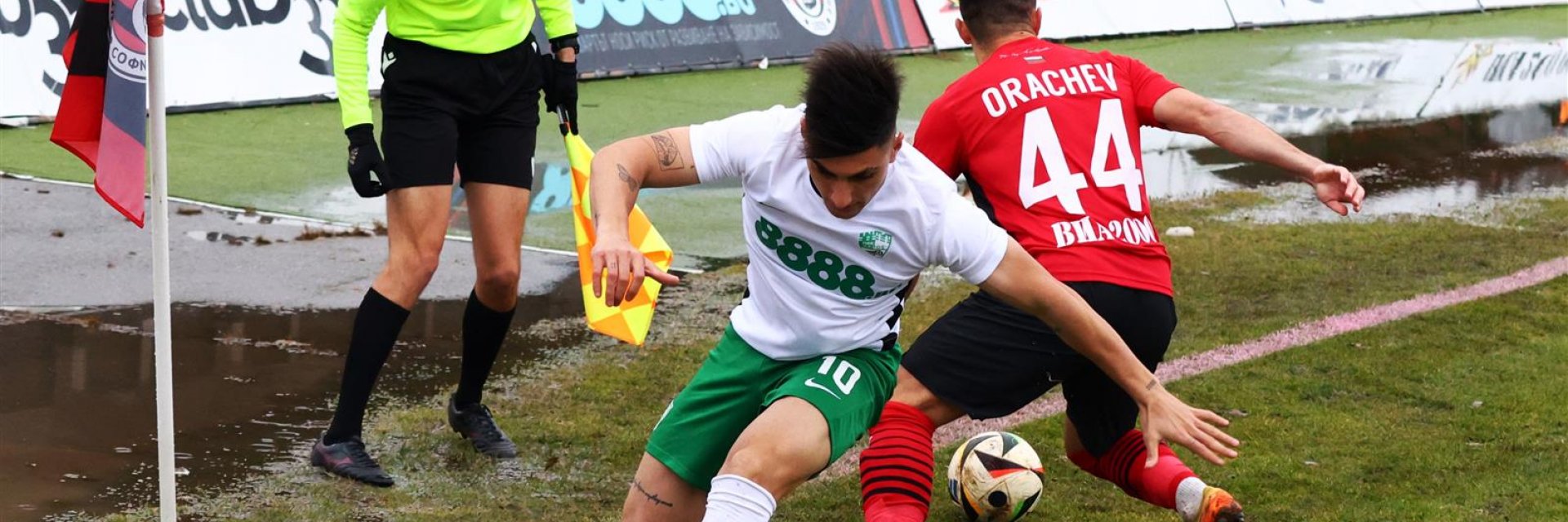 На калната нива в "Надежда": Локо София пречупи Берое за първа победа от август