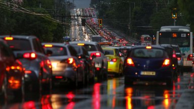 Наземният транспорт в София продължава да е в стачка и