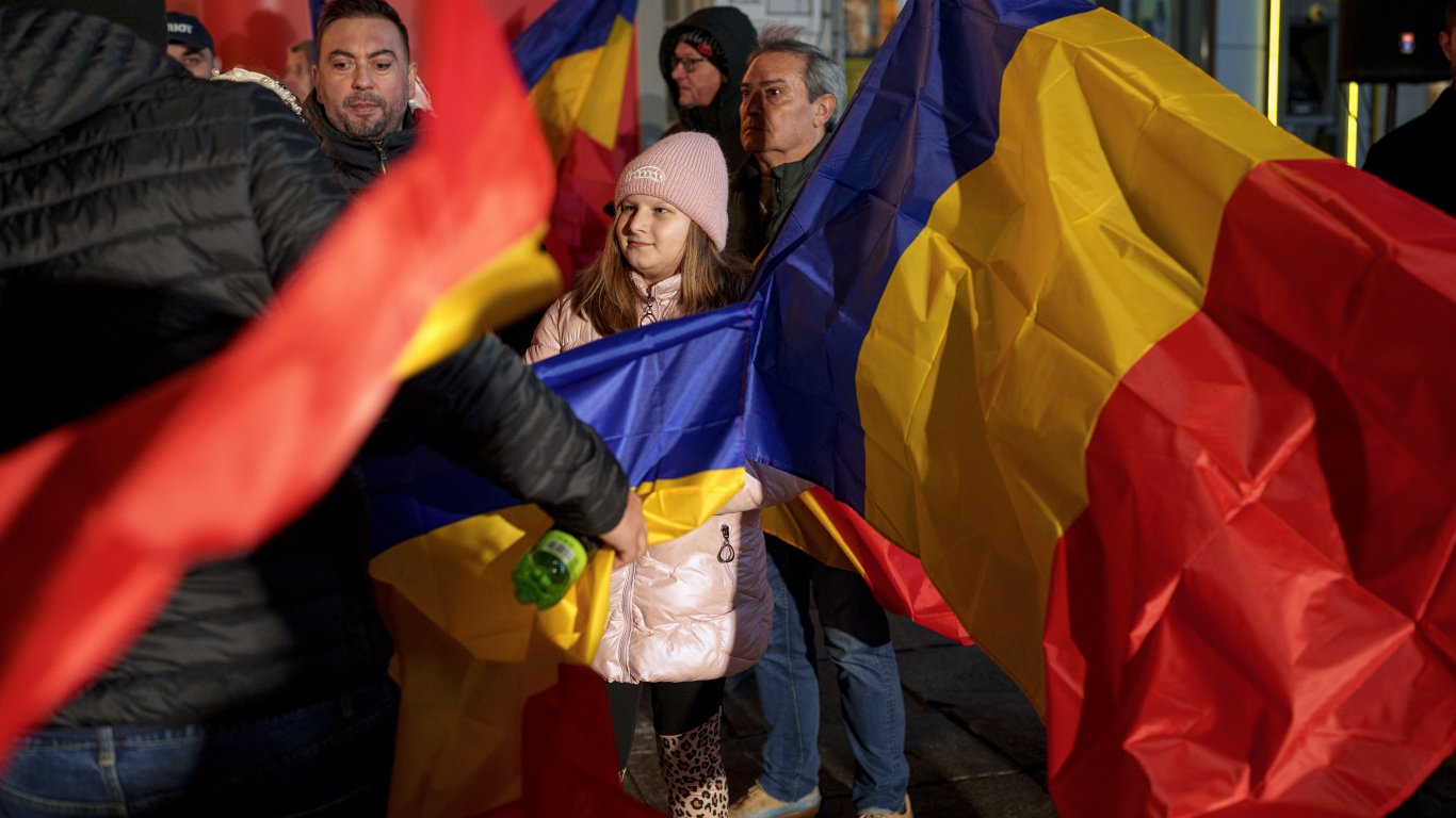 Изборите в Румъния: Социалдемократите са първи, но при голям възход на крайнодесните