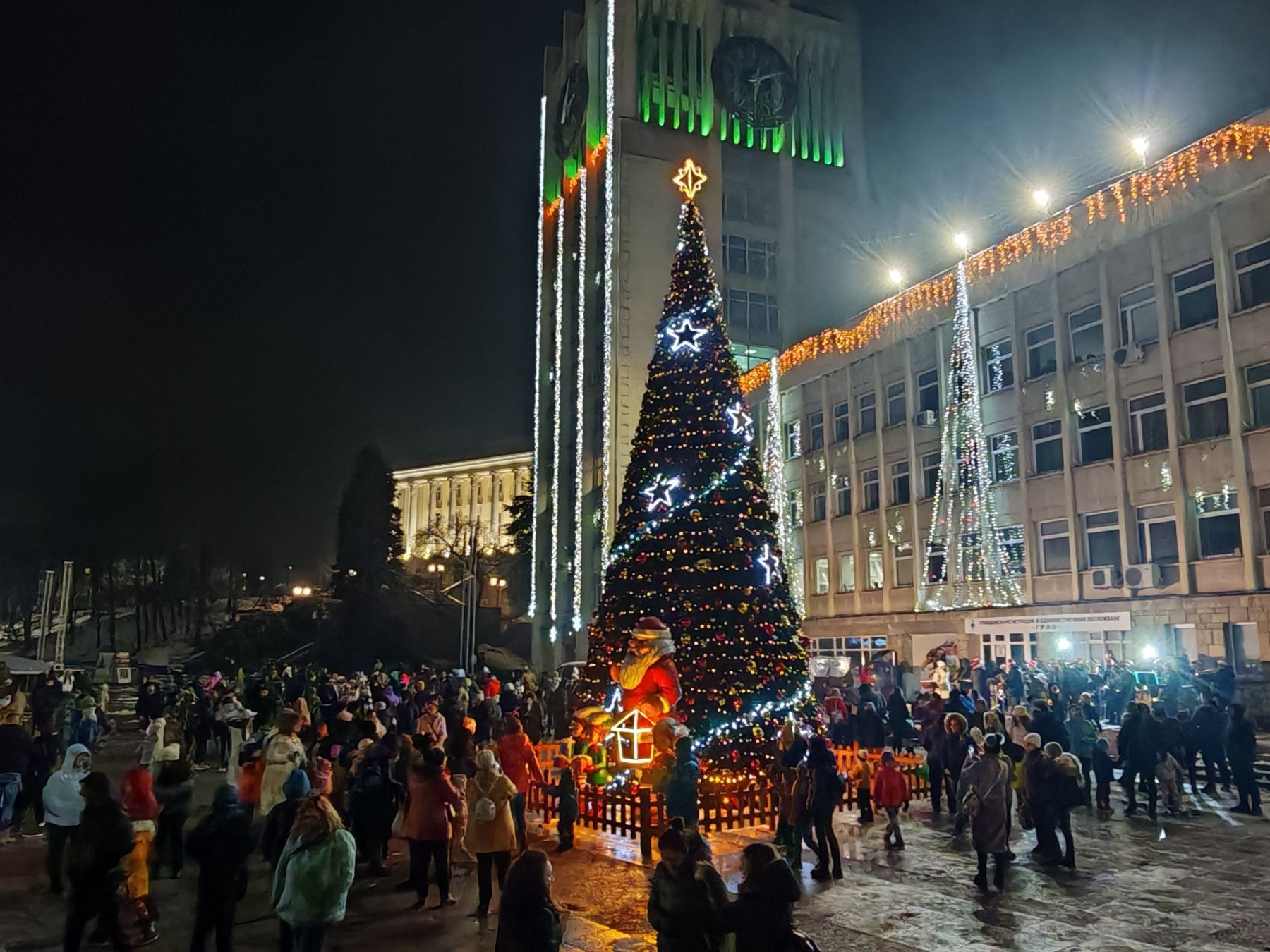 коледната украса в Габрово