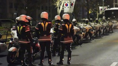 Южнокорейската полиция започна обиск в офисите и сградите на Църквата за обединение
