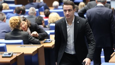 Обява за среща на ДСБ Бургас във Фейсбук понесе слуха