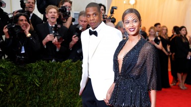 Met Gala събира Бионсе, семейство Безос, модата и изкуството