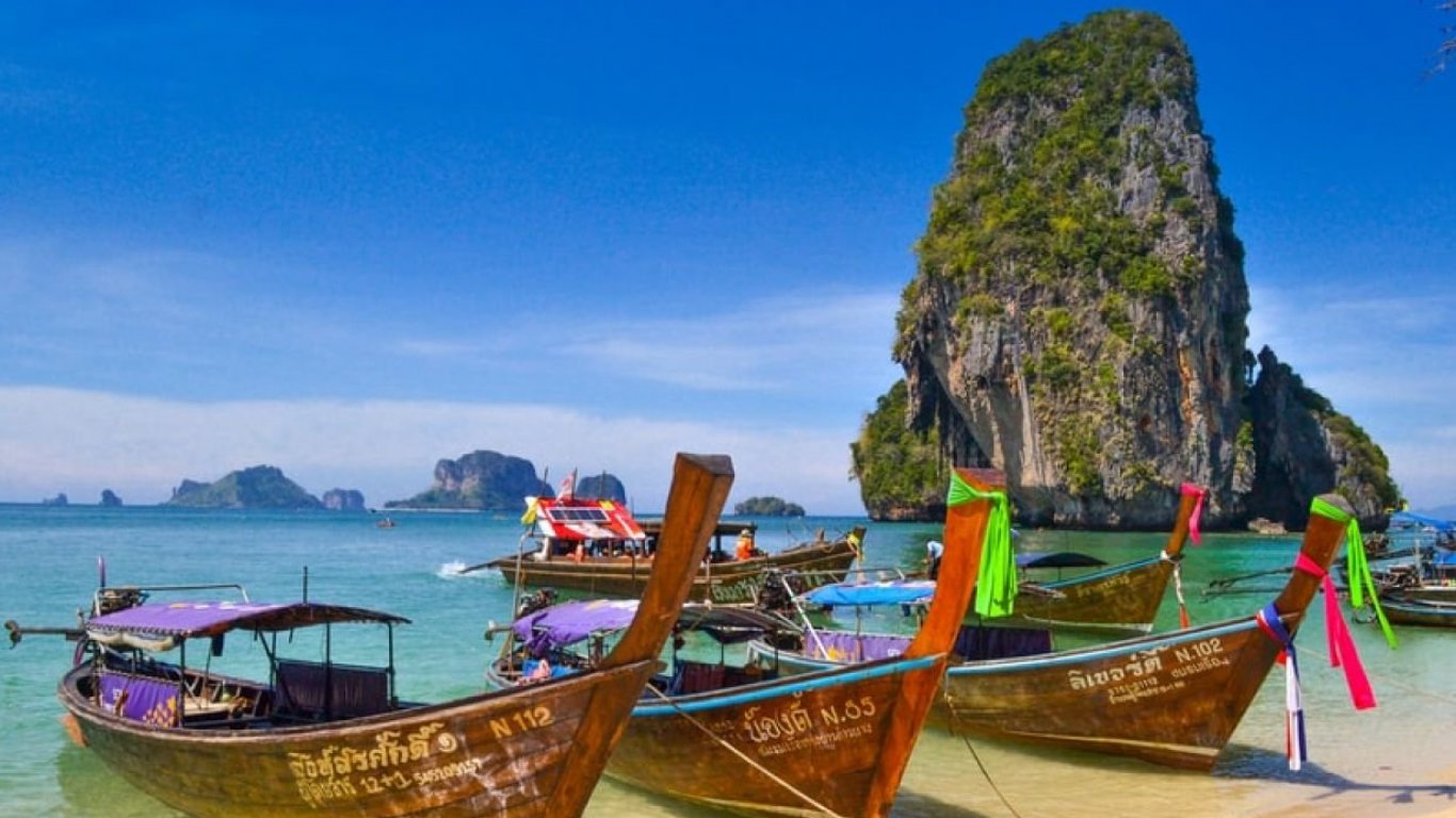 Азия под натиск: Как свръхтуризмът промени лицето на континента?