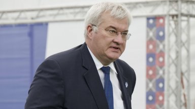 Украйна може да постигне справедлив и траен мир при лидерството