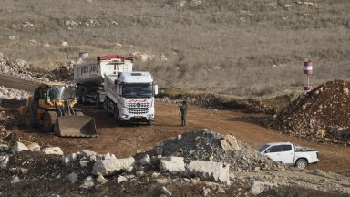 Канада ще облекчи санкциите срещу Сирия и ще предостави хуманитарна