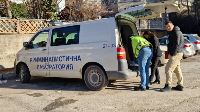 Мъж застреля съпругата си на пловдивска улица и опита да се самоубие