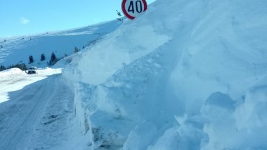 Затвориха прохода Троян-Кърнаре