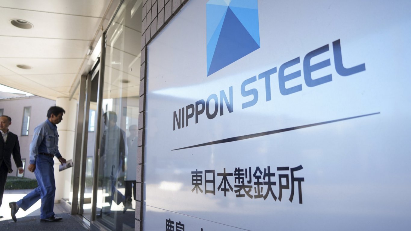 Nippon Steel и US Steel съдят САЩ заради блокираната сделка между тях 