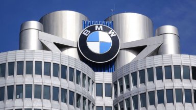 Китай диктува пазара: Mercedes, VW и BMW готвят отговор