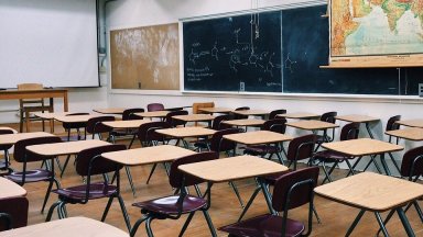 Продължителността на първия учебен срок да е в зависимост от