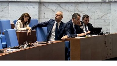 "Възраждане" внася вот на недоверие към правителството на Росен Желязков заради провал във външната политика