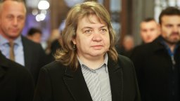 Киселова: Не трябва да се допускат елементарни провокации между София и Скопие