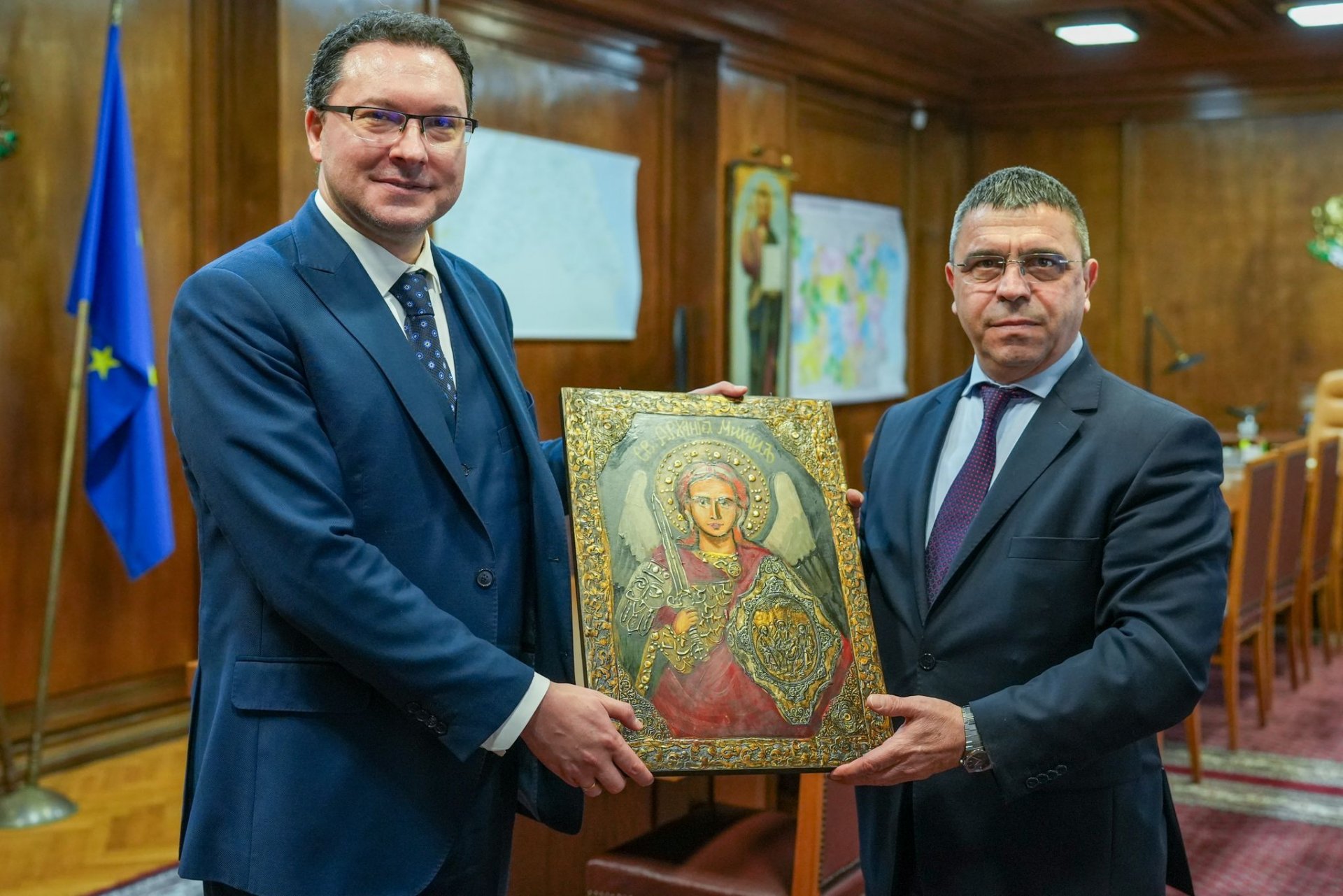 Даниел Митов прие поста от Атанас Илков