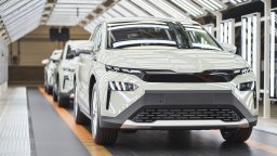 Започна производството на новата Skoda Elroq в завода в Млада Болеслав