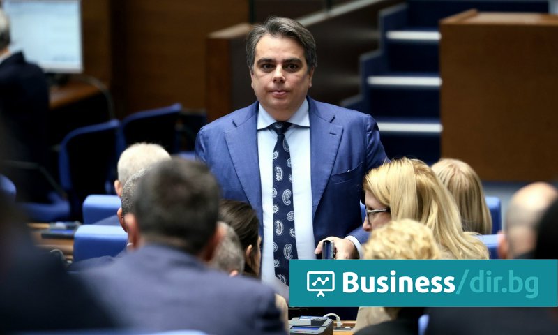 От ПП-ДБ обявиха, че председателката на НС Наталия Киселова вече