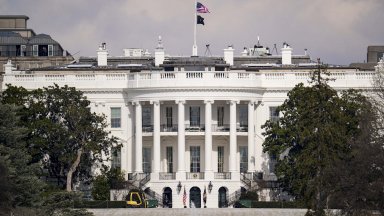 Администрацията на президента на САЩ Доналд Тръмп обмисля широкообхватни ограничения
