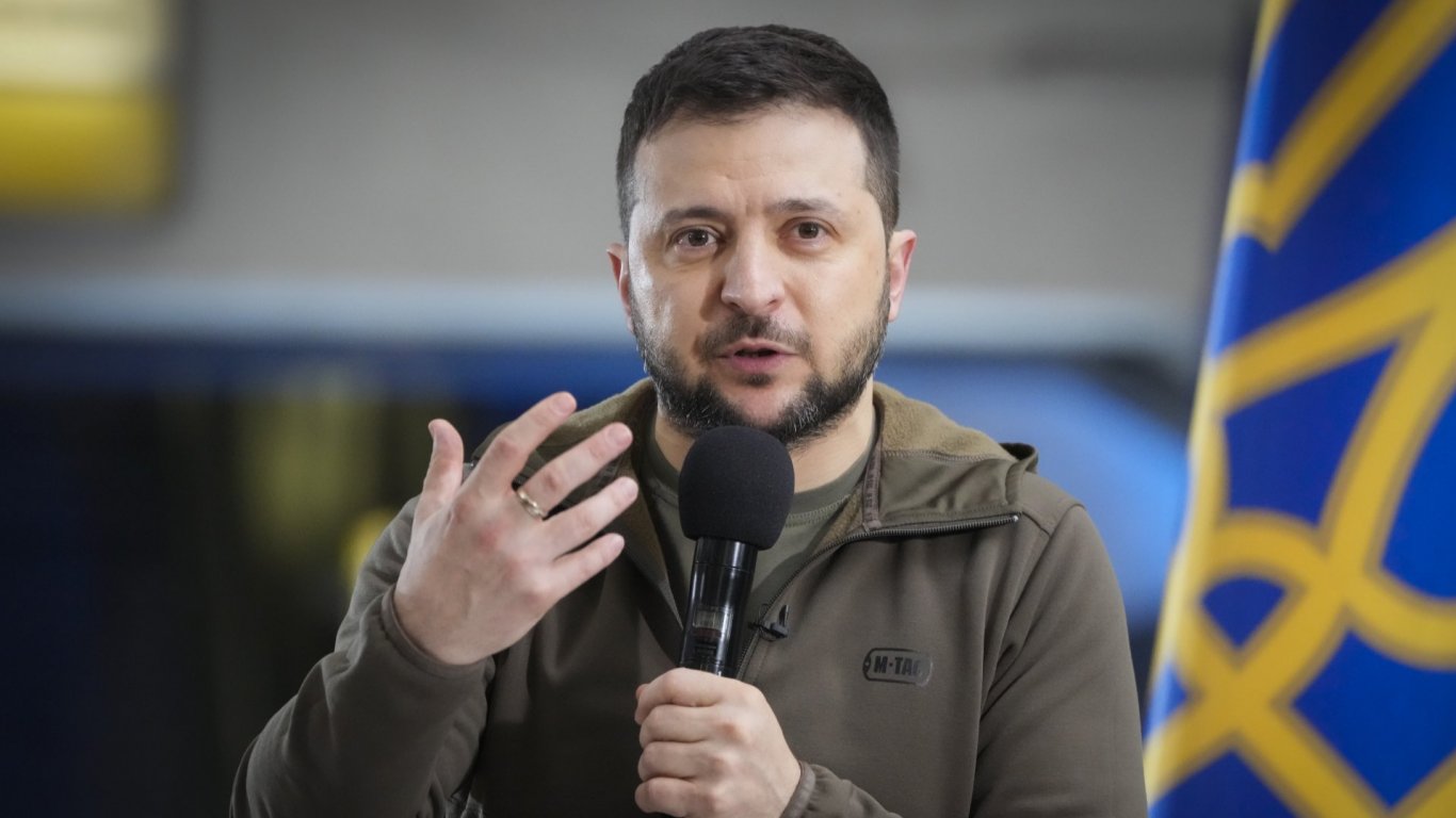 Зеленски няма да променя правилата за мобилизация, включително падане на възрастта
