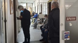 Удължиха грипната епидемия във Варна