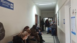 Грипната вълна се засилва: Половината болнични легла в Пловдив са заети