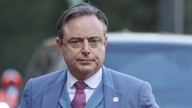 Трима младежи са задържани за планиране на атака с дрон срещу белгийския премиер