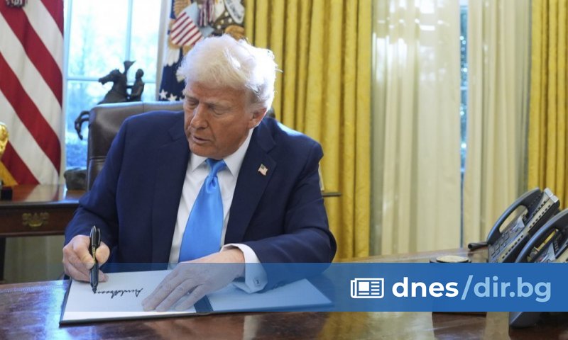 Американският президент Доналд Тръмп подписа указ, с който да се