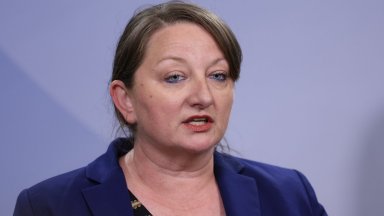 Деница Сачева: Радев подготвя бъдещия си политически проект