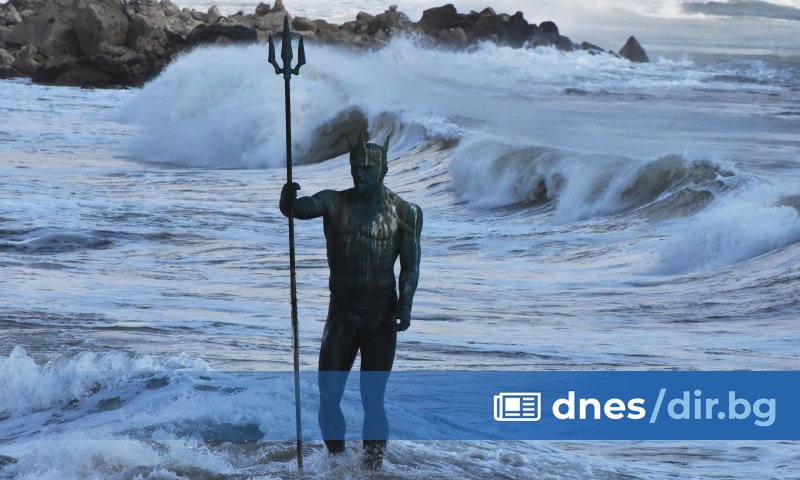 Морето взе жертва на днес.
Инцидентът е станал тази сутрин в