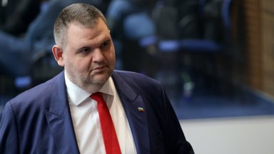 Пеевски към Величие Да дойдат нали знаете колко хора имам