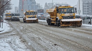 Жълт код за силни снеговалежи и ниски температури за почти цяла България