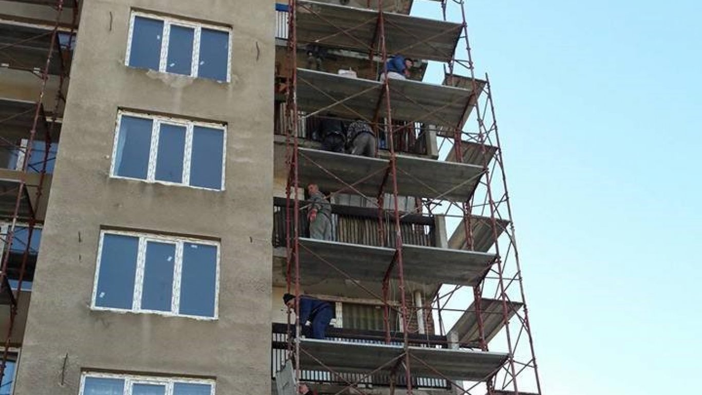Община Пловдив пусна обществена поръчка за саниране на 8 блока в район "Тракия"