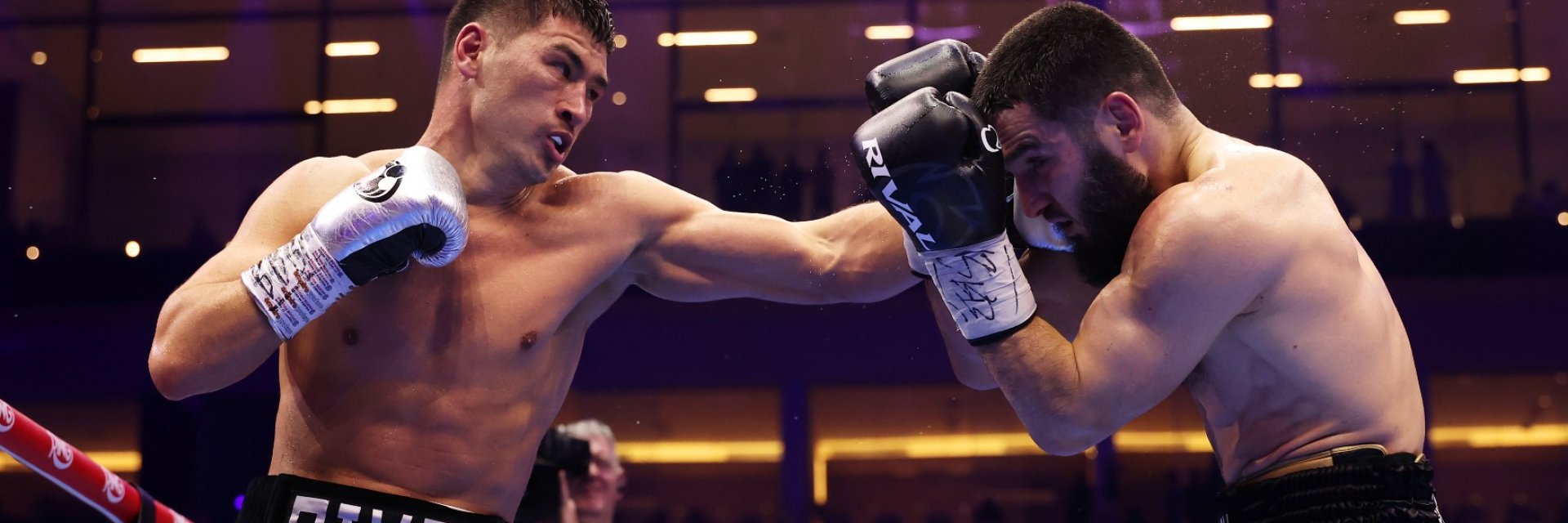 Нова класика: Бивол си върна на Бетербиев в битка №2 на руските гладиатори