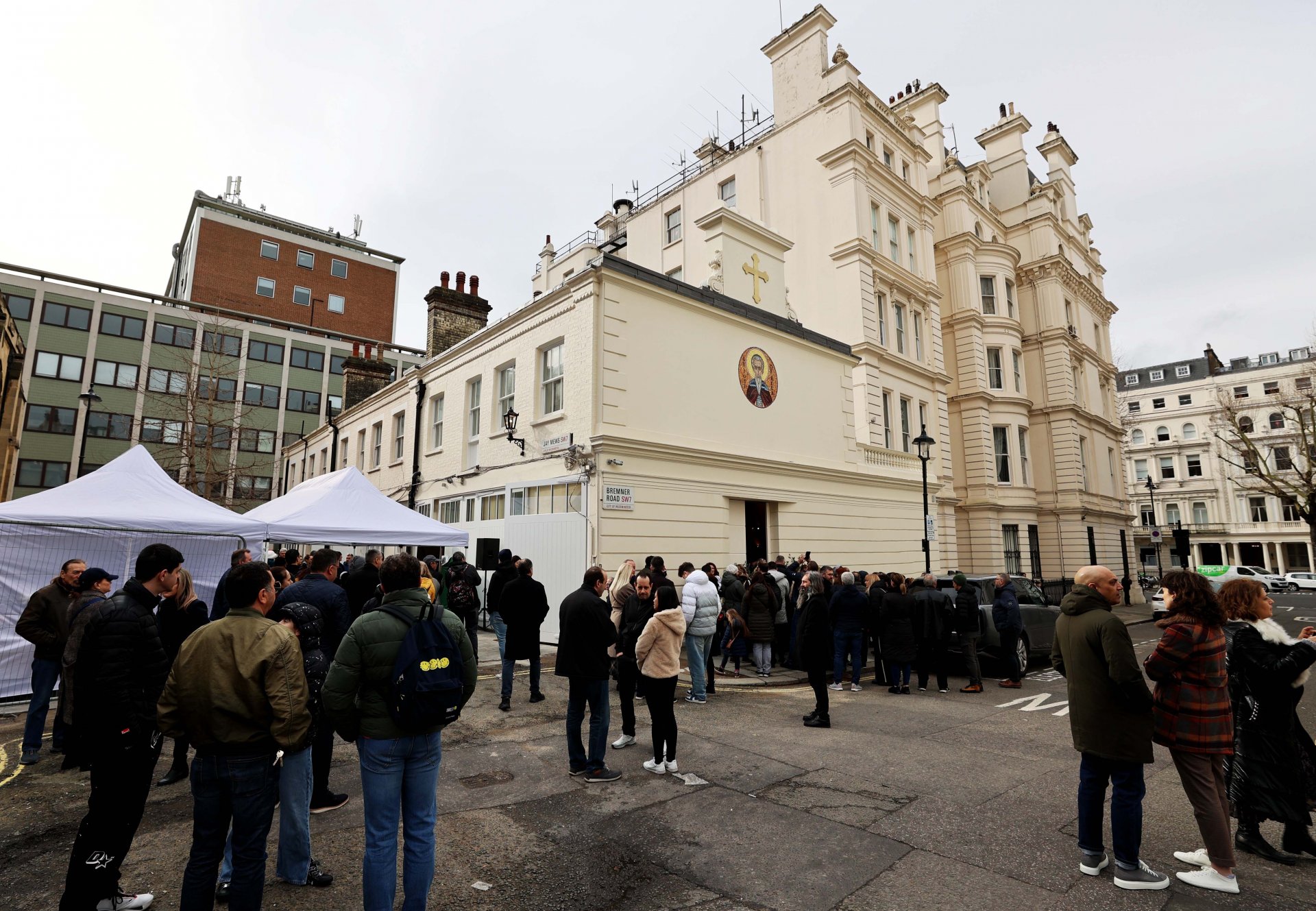 Новият български храм „Свети Йоан Рилски“ в Лондон