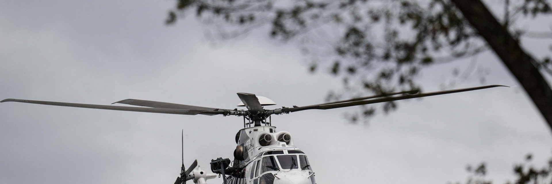 Трима са ранени и в болница, след като медицински хеликоптер падна в САЩ