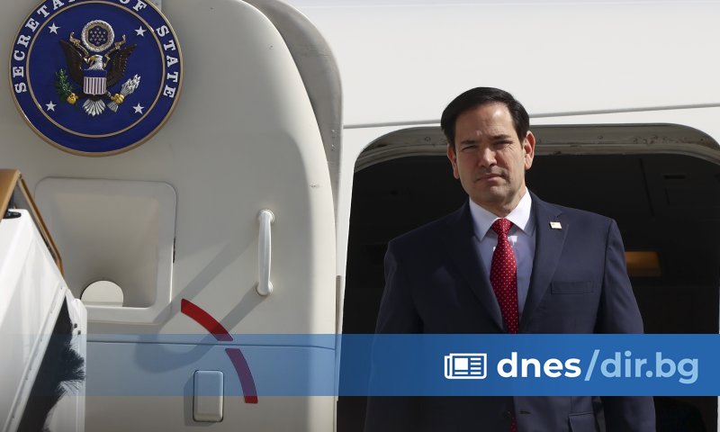 Лична среща между датския външен министър Ларс Льоке Расмусен и