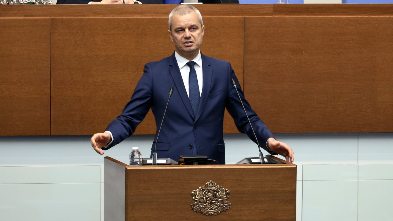 Депутатите на "Възраждане" се оплакаха, че по нареждане на Сарафов ги подслушват