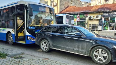 Автобусите по линия №14 закъсняват с по 15 20 минути в