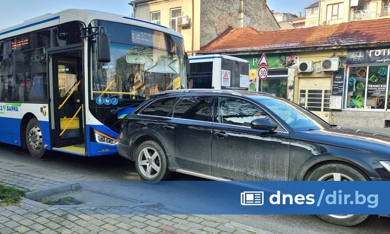 Автобусите по линия №14 закъсняват с по 15-20 минути, в