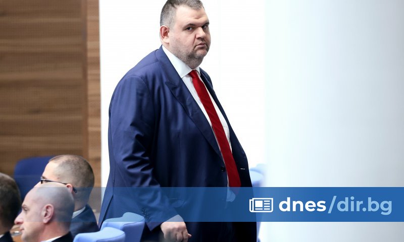 Хората трябва да бъдат пазени от капана лесни пари, заяви