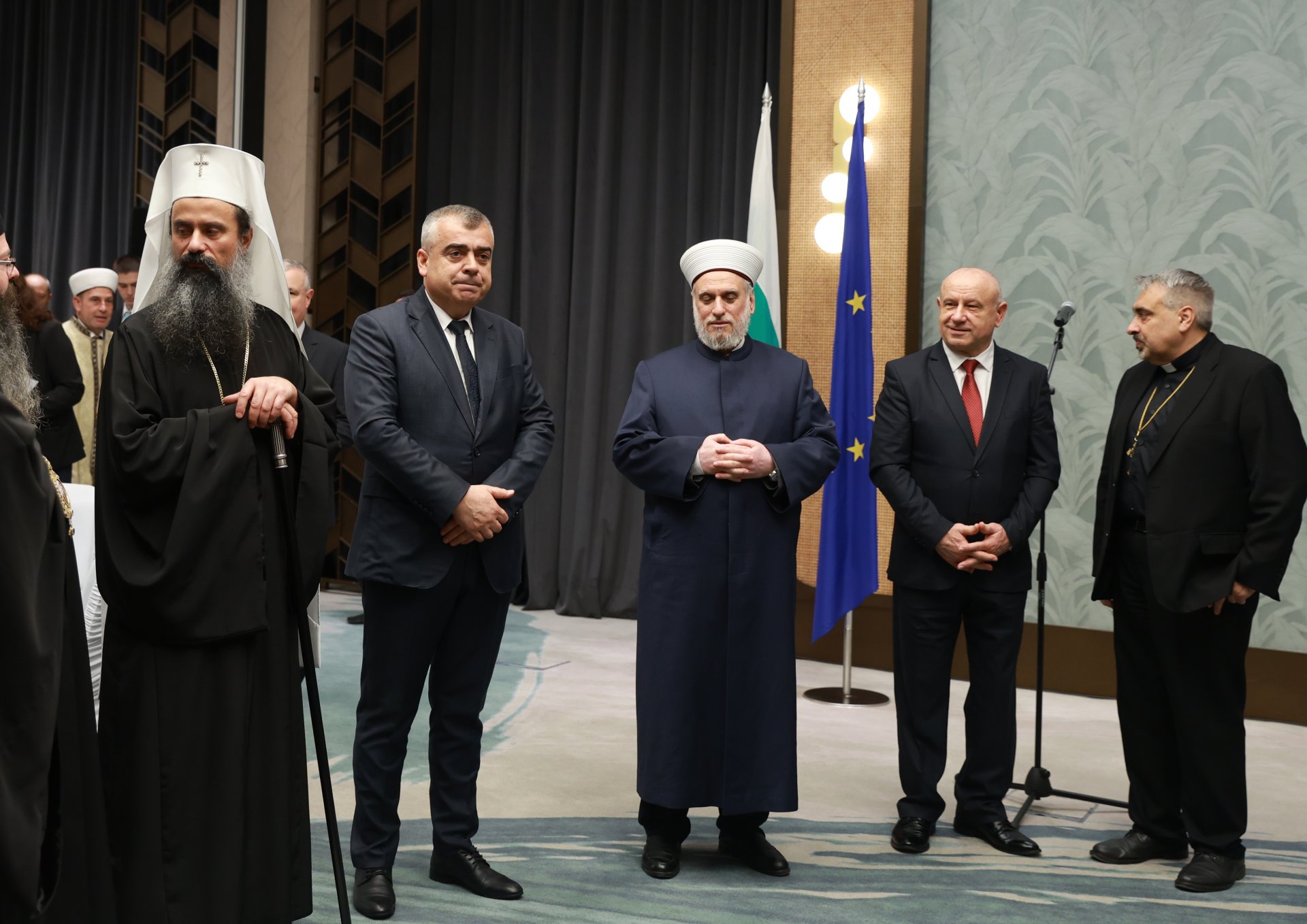 Вечерята ифтар е традиционна през Рамазана