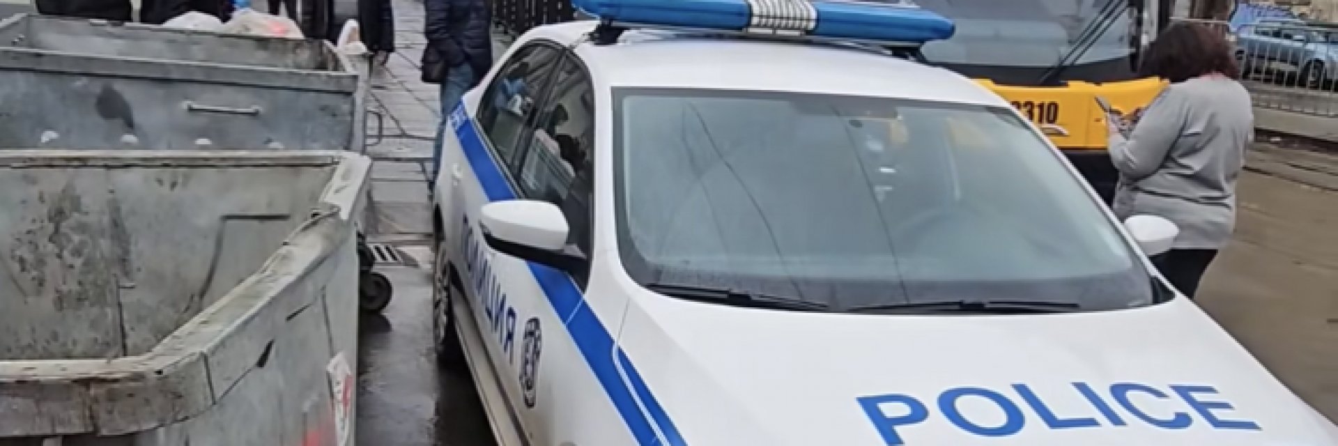 Даниел Митов нареди проверка заради патрулката, спряла движението на трамваи в София