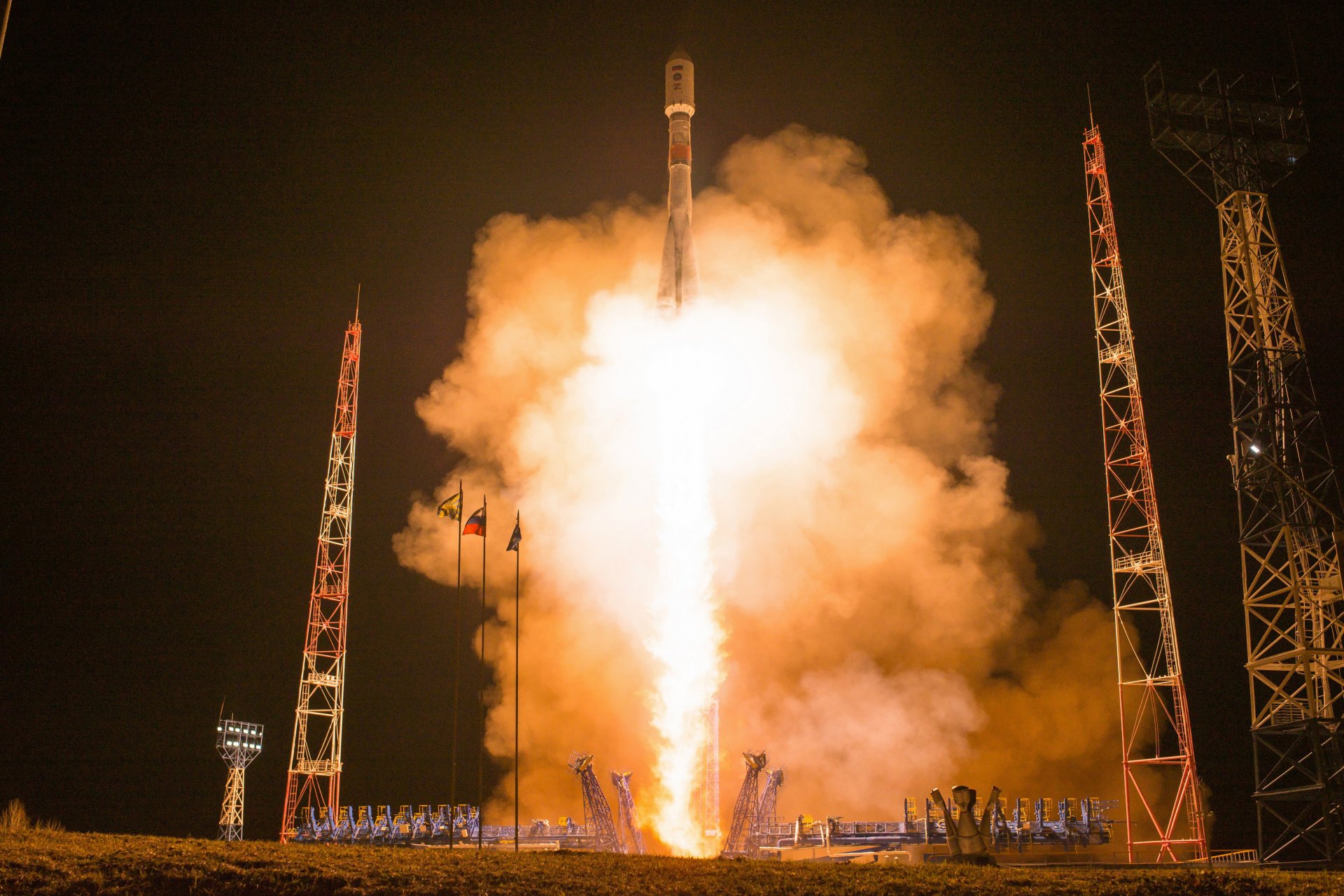 Ракета "Союз-2.1б" с космически кораб на руското министерство на отбраната излита от космодрума Плесецк в Архангелска област в северната част на Русия, 17 май 2024 г. 