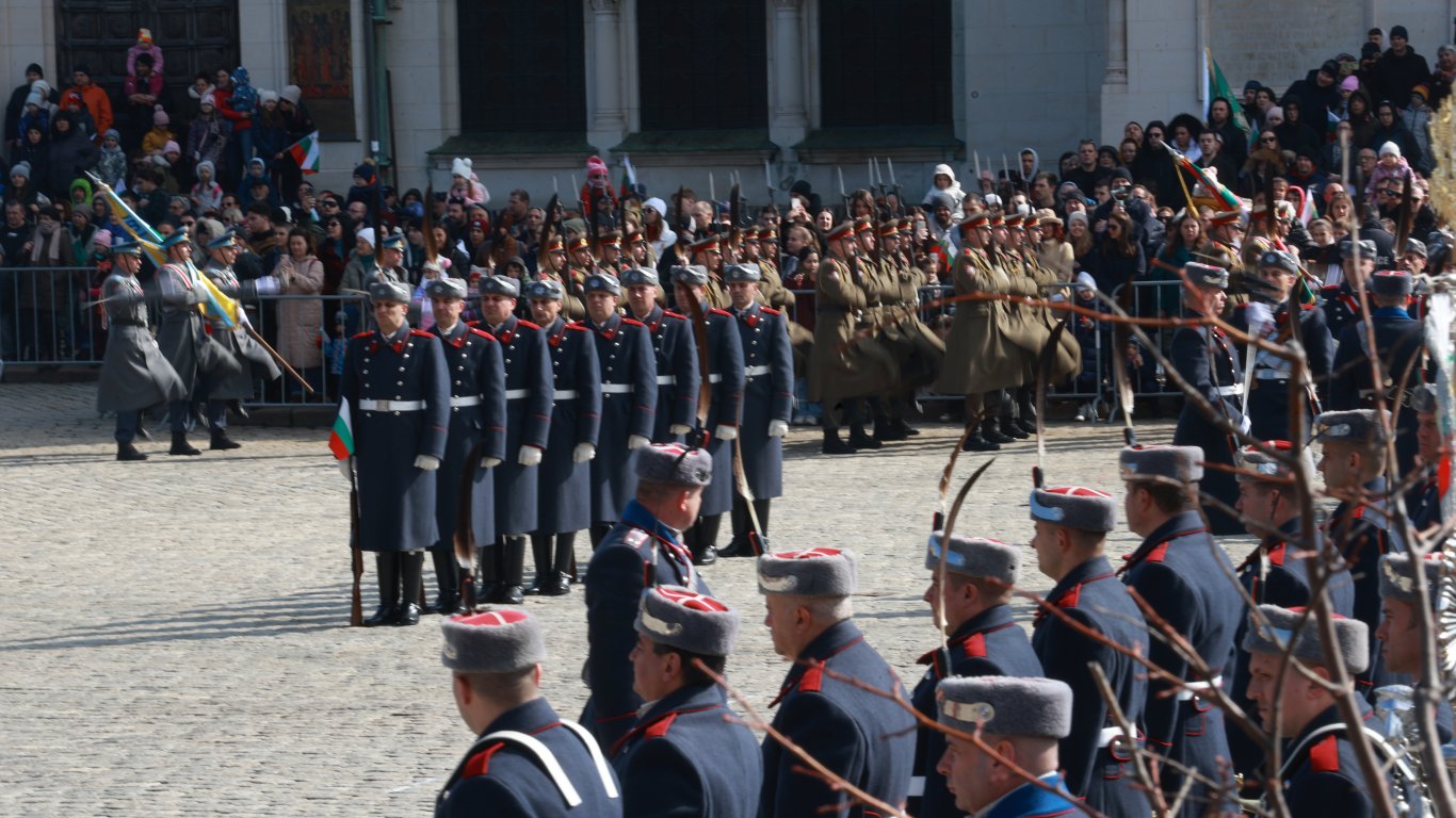 Този 3 март е по-различен: заради армията, единството и защитата на европейското семейство